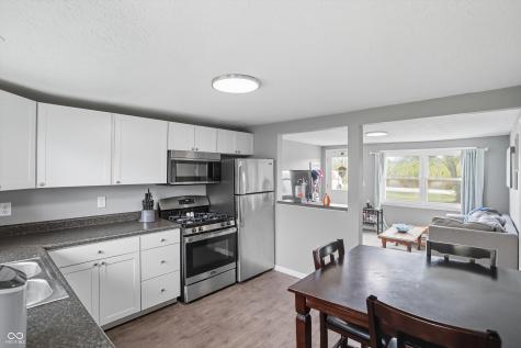 1324 E 225 S Shelbyville IN 46176