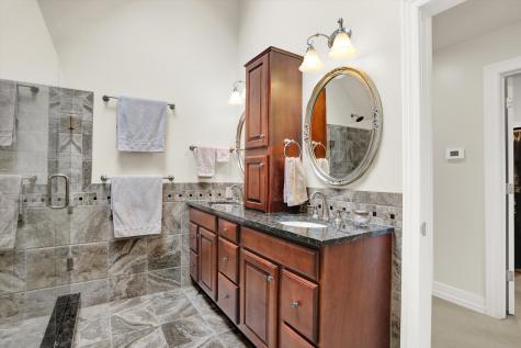 9987 Summerlakes Drive Carmel IN 46032