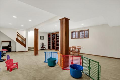 9987 Summerlakes Drive Carmel IN 46032