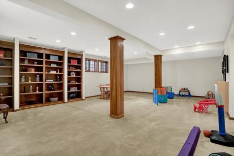 9987 Summerlakes Drive Carmel IN 46032