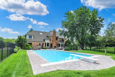 9987 Summerlakes Drive Carmel IN 46032