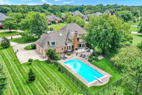 9987 Summerlakes Drive Carmel IN 46032