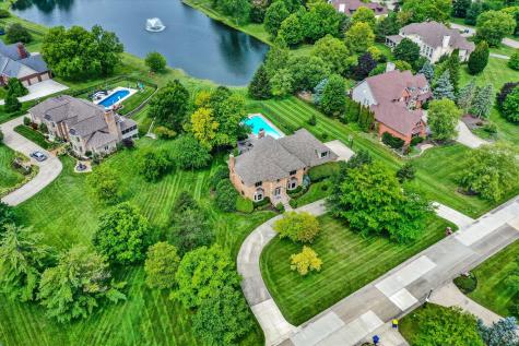 9987 Summerlakes Drive Carmel IN 46032