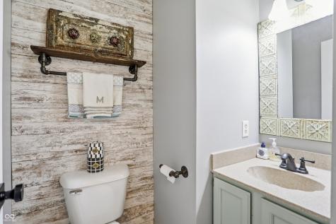 232 Charing Cross Road Indianapolis IN 46217