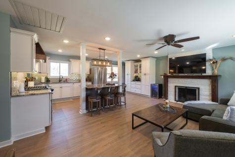 5724 Sharon Road Indianapolis IN 46228