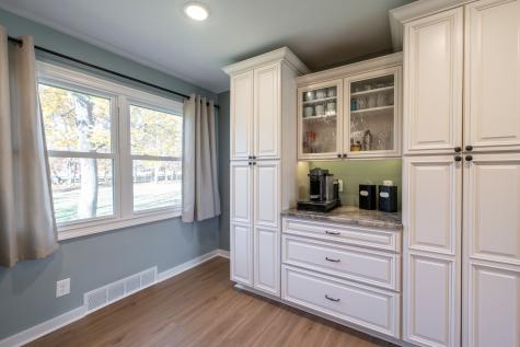 5724 Sharon Road Indianapolis IN 46228