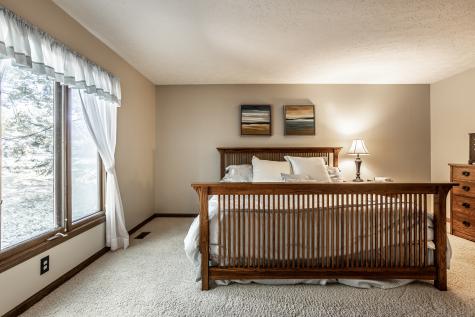710 Sugarbush Drive Zionsville IN 46077