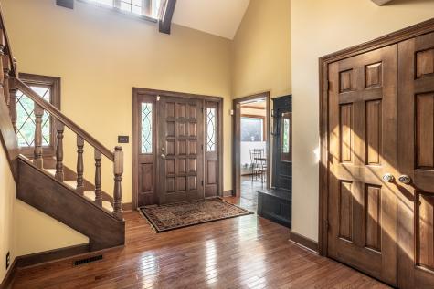 710 Sugarbush Drive Zionsville IN 46077