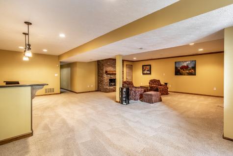 710 Sugarbush Drive Zionsville IN 46077