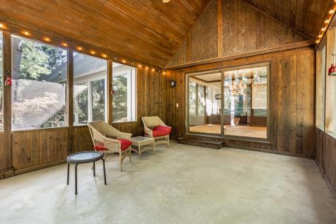 710 Sugarbush Drive Zionsville IN 46077