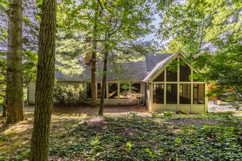 710 Sugarbush Drive Zionsville IN 46077