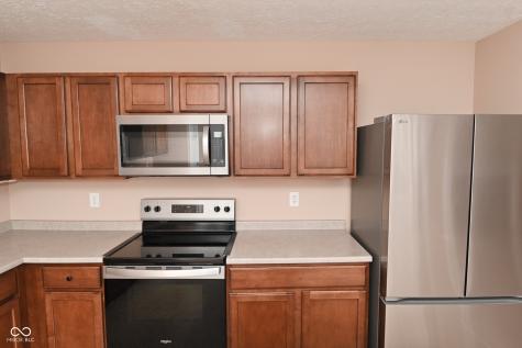 4725 Ladywood Cliffs Court Indianapolis IN 46226