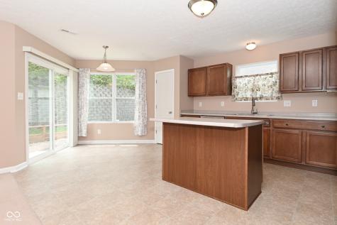 4725 Ladywood Cliffs Court Indianapolis IN 46226