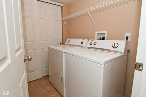 4725 Ladywood Cliffs Court Indianapolis IN 46226