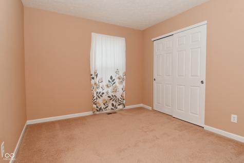 4725 Ladywood Cliffs Court Indianapolis IN 46226