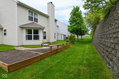 4725 Ladywood Cliffs Court Indianapolis IN 46226