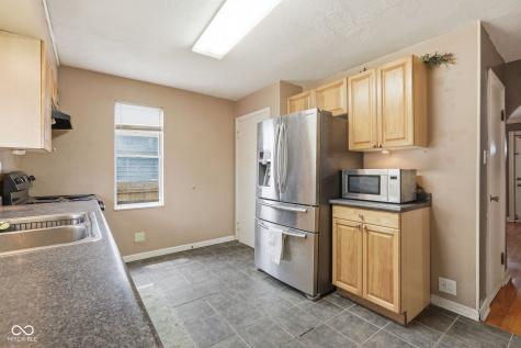 145 S 11th Avenue Beech Grove IN 46107