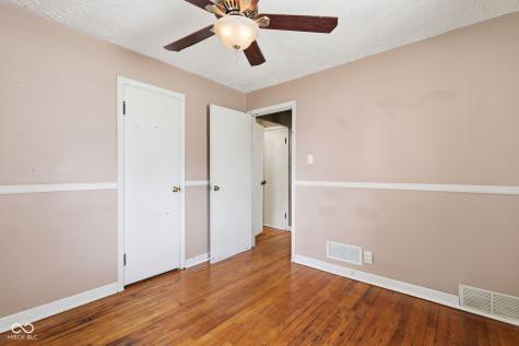 145 S 11th Avenue Beech Grove IN 46107