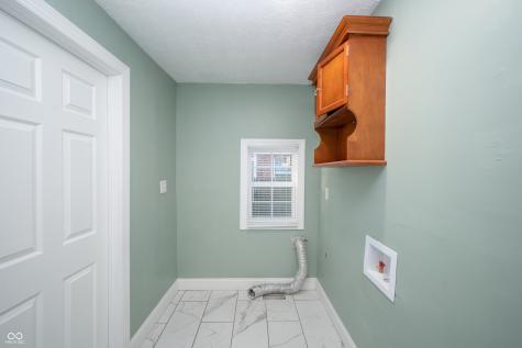 2951 Hillside Avenue Indianapolis IN 46218