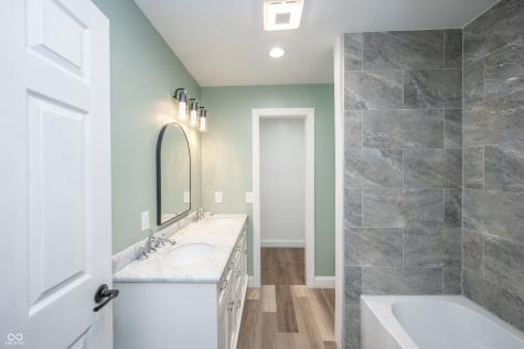2951 Hillside Avenue Indianapolis IN 46218