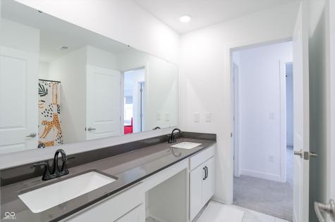 1261 Pegasus Drive Franklin IN 46131