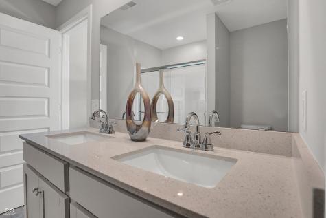 15134 Swallow Falls Way Fishers IN 46037