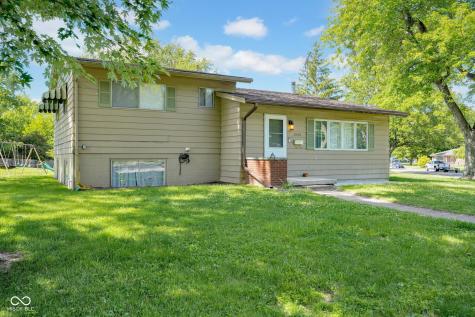 3042 Fairlawn Drive Columbus IN 47203