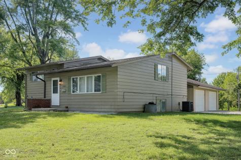 3042 Fairlawn Drive Columbus IN 47203