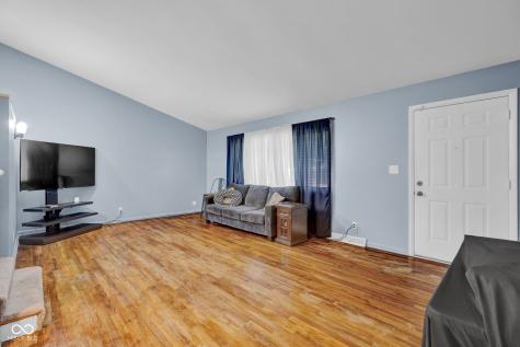 3042 Fairlawn Drive Columbus IN 47203