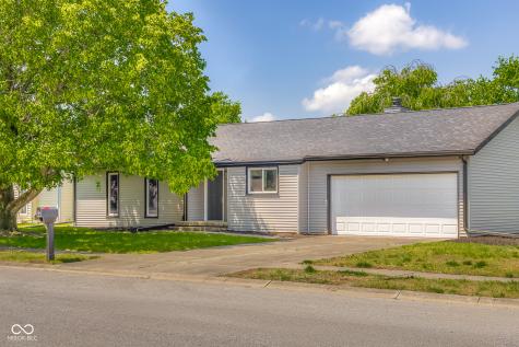 2694 Cedar Wood Drive Columbus IN 47203