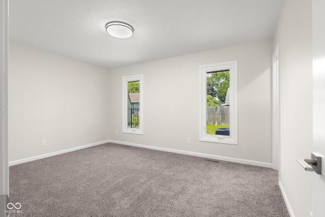 2694 Cedar Wood Drive Columbus IN 47203
