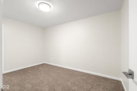 2694 Cedar Wood Drive Columbus IN 47203