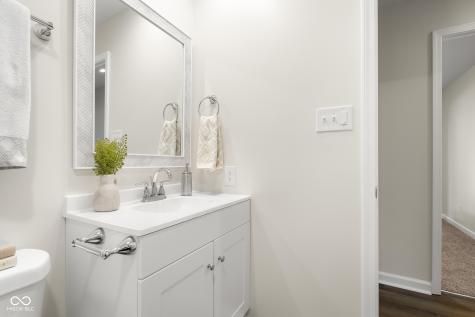 2694 Cedar Wood Drive Columbus IN 47203