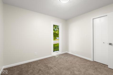2694 Cedar Wood Drive Columbus IN 47203