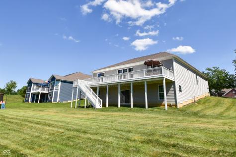 6110 Pelican Lane Columbus IN 47201