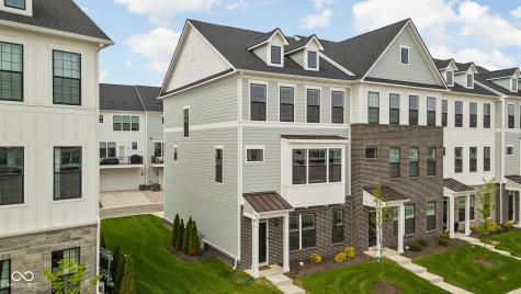 3252 Haflinger Drive Zionsville IN 46077