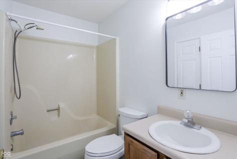 7726 Orchard Village Drive Indianapolis IN 46217