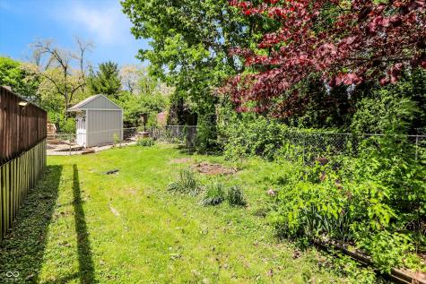 7726 Orchard Village Drive Indianapolis IN 46217