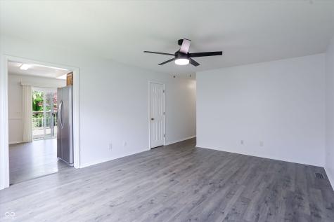 7726 Orchard Village Drive Indianapolis IN 46217