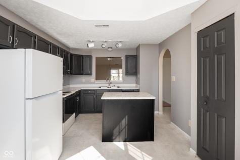1243 Winding Hart Drive Indianapolis IN 46229