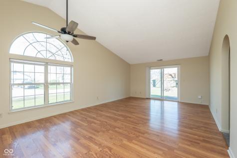 1243 Winding Hart Drive Indianapolis IN 46229