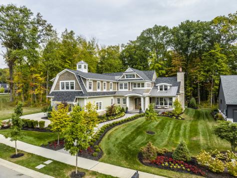 11046 Holliday Farms Boulevard Zionsville IN 46077