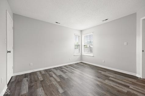 5127 Sandy Forge Drive Indianapolis IN 46221