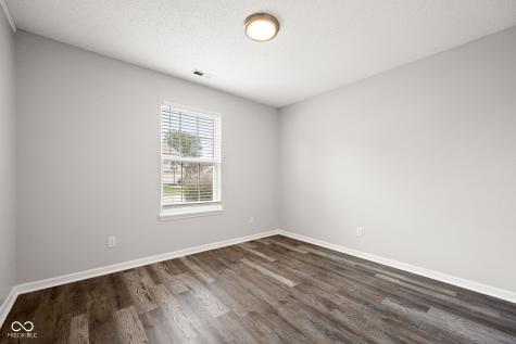 5127 Sandy Forge Drive Indianapolis IN 46221