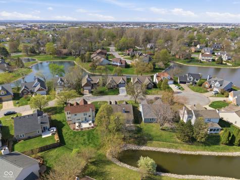 8889 White Fir Drive Indianapolis IN 46256