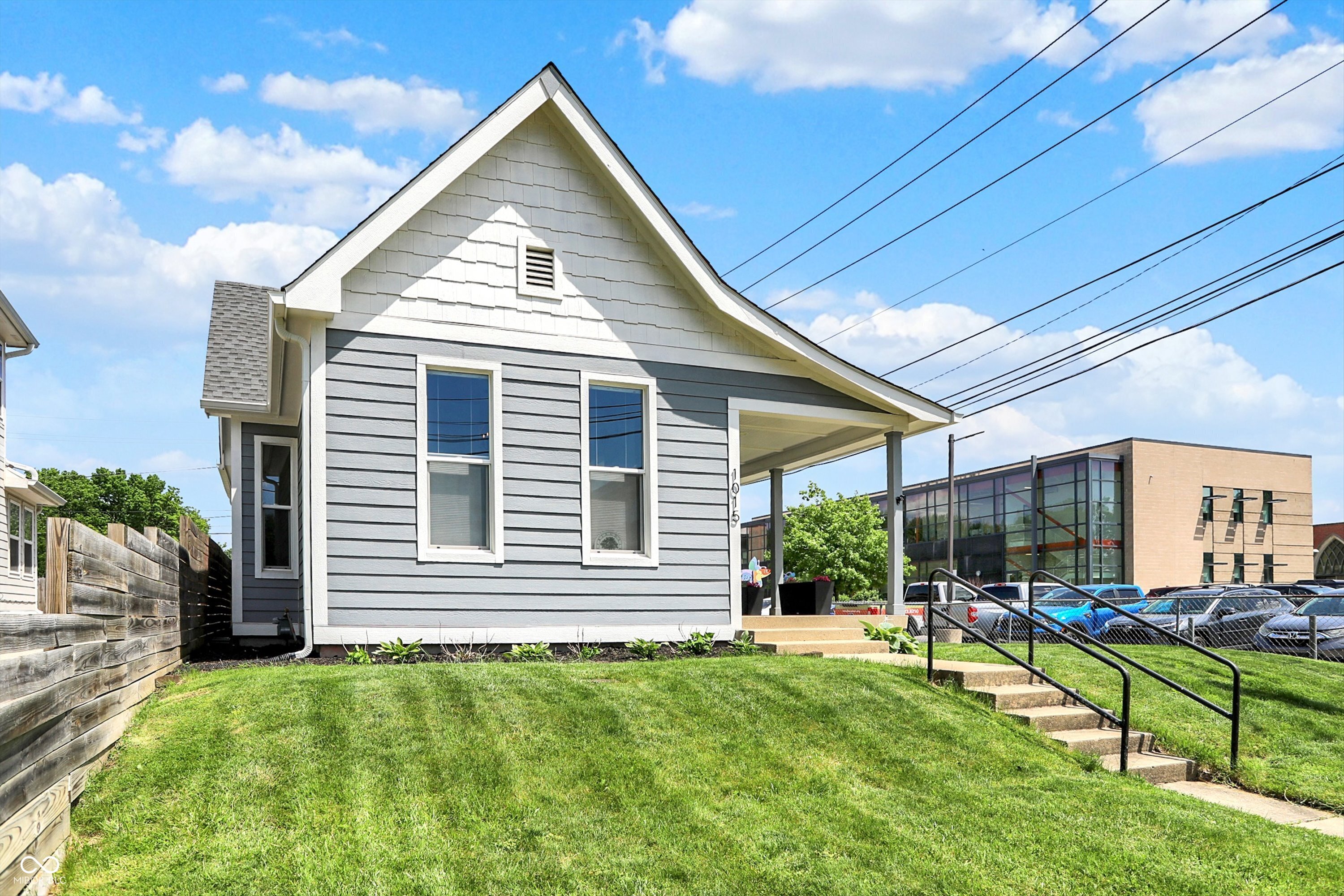 1015 N Beville Avenue Indianapolis IN 46201