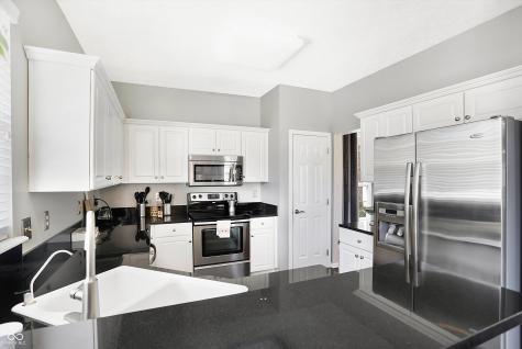 593 Burr Oak Drive Carmel IN 46032