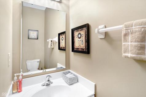 593 Burr Oak Drive Carmel IN 46032