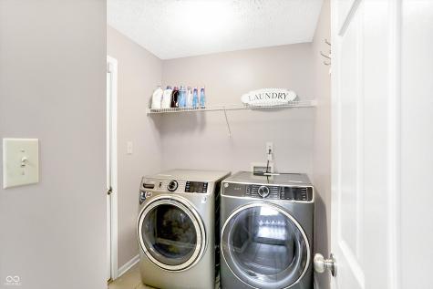 593 Burr Oak Drive Carmel IN 46032
