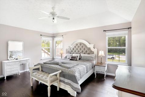 593 Burr Oak Drive Carmel IN 46032